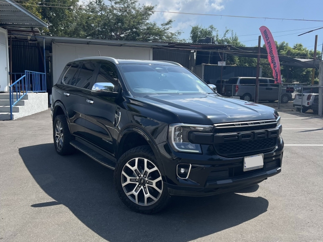 2023 Ford Everest Platinum for sale in Kingston / St. Andrew, Jamaica