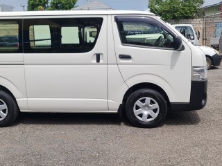 2016 Toyota Hiace