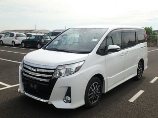 2016 Toyota Noah