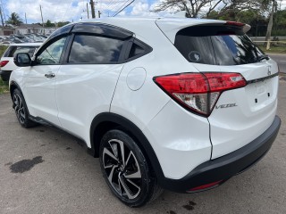 2017 Honda Vezel Rs