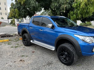 2019 Mitsubishi L200