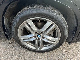2017 BMW X1
$3,600,000