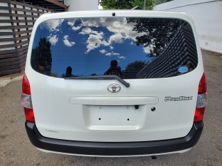2017 Toyota PROBOX