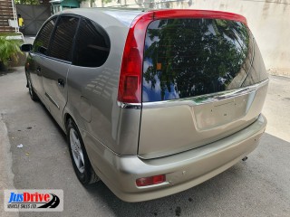 2002 Honda STREAM