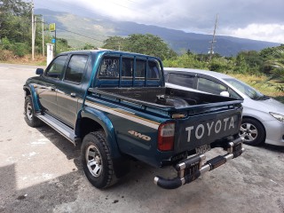 2001 Toyota 2001 tayota hilux for sale in St. Elizabeth, Jamaica