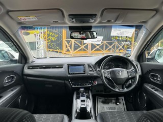2016 Honda Vezel
$2,999,999