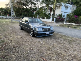 1995 Mercedes Benz E280 for sale in Kingston / St. Andrew, Jamaica