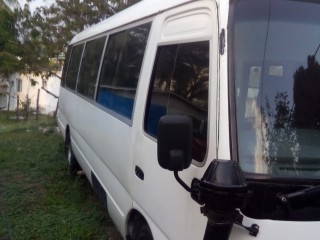 2005 Toyota Coaster