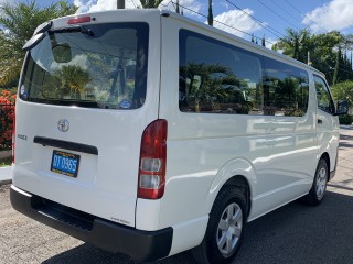 2016 Toyota HIACE DUAL AC   9 SEATER for sale in Manchester, Jamaica