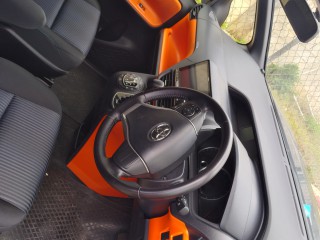 2014 Toyota voxy for sale in Manchester, Jamaica