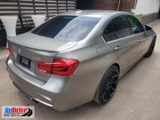 2018 BMW 330i