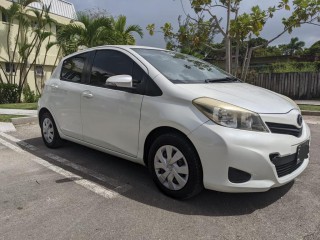 2012 Toyota VITZ