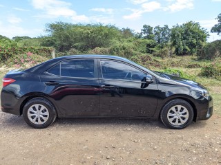 2014 Toyota Corolla XLi