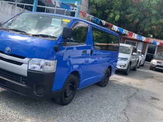 2016 Toyota Hiace