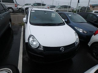 2013 Nissan AD Wagon for sale in Kingston / St. Andrew, Jamaica