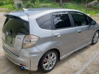 2011 Honda FIT RS