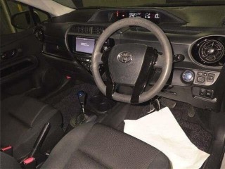 2017 Toyota Aqua