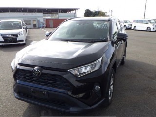 2019 Toyota RAV4
$5,400,000