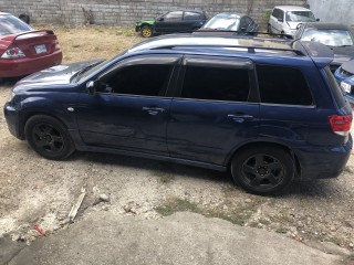 2002 Mitsubishi Turbo Airtrek Needs a transfer Case for sale in St. Ann, Jamaica