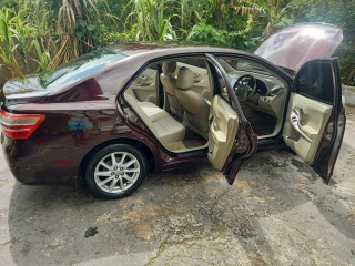 2012 Toyota PREMIO