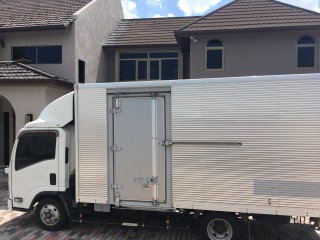 2013 Isuzu ELF TRUCK for sale in Kingston / St. Andrew, Jamaica