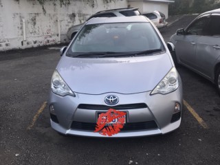 2012 Toyota Aqua for sale in Kingston / St. Andrew, Jamaica