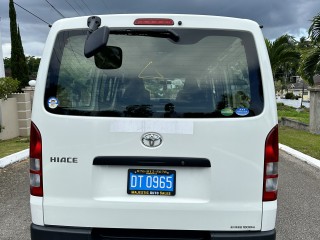 2016 Toyota HIACE DUAL AC