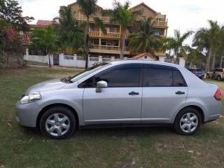 2013 Nissan tiida for sale in Manchester, Jamaica