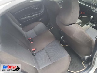 2016 Toyota VITZ