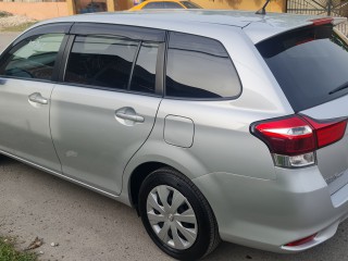 2016 Toyota Fielder