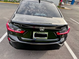 2022 Honda City
$5,900,000