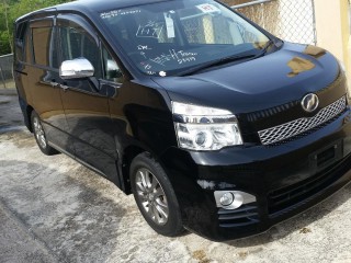 2013 Toyota voxy zs for sale in St. James, Jamaica
