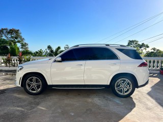 2020 Mercedes Benz GLE 450 
$13,400,000