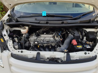 2010 Toyota Noahvoxy for sale in Kingston / St. Andrew, Jamaica