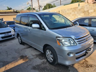 2007 Toyota Noah for sale in Kingston / St. Andrew, Jamaica