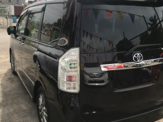 2012 Toyota Voxy for sale in St. James, Jamaica