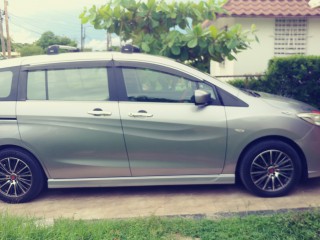 2013 Mazda Premacy