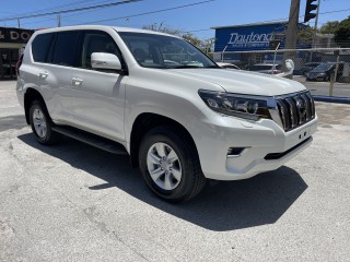 2023 Toyota Land Cruiser Prado