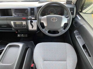 2017 Toyota Hi top Hiace