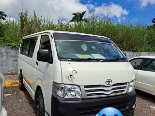 2010 Toyota Hiace