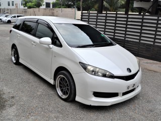 2010 Toyota Wish for sale in Kingston / St. Andrew, Jamaica