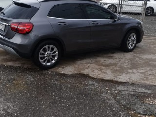 2018 Mercedes Benz Gla 180 for sale in Kingston / St. Andrew, Jamaica