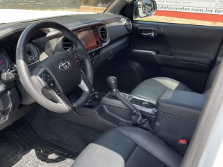 2019 Toyota Tacoma TRD SPORT for sale in Kingston / St. Andrew, Jamaica