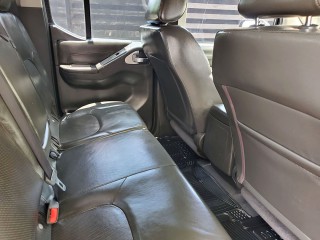 2012 Nissan NAVARA
$2,390,000
