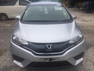 2015 Honda Fit 100 financing available or best offer for sale in Kingston / St. Andrew, Jamaica