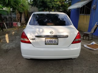 2012 Nissan Tiida