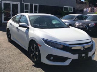 2017 Honda Civic Touring for sale in Kingston / St. Andrew, Jamaica