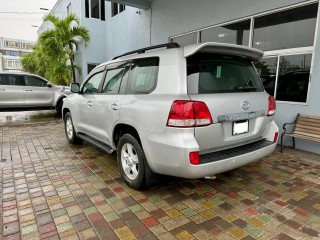 2008 Toyota Land Cruiser
$5,500,000