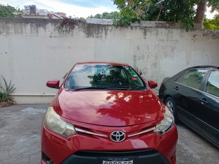 2015 Toyota YARIS