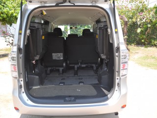 2012 Toyota Voxy for sale in Kingston / St. Andrew, Jamaica